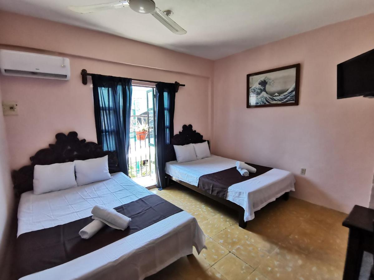 Colonial San Carlos Centro Hotel