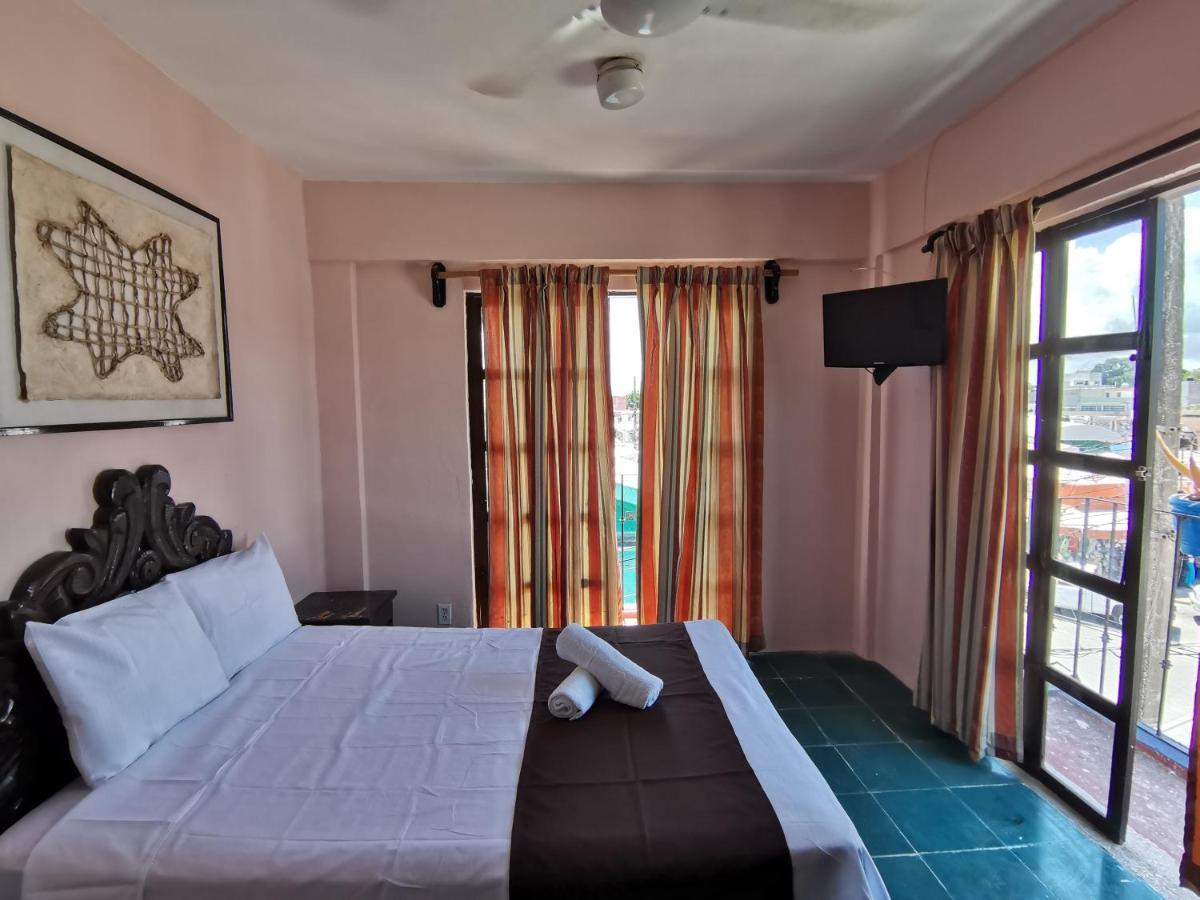 Hotel Colonial San Carlos
